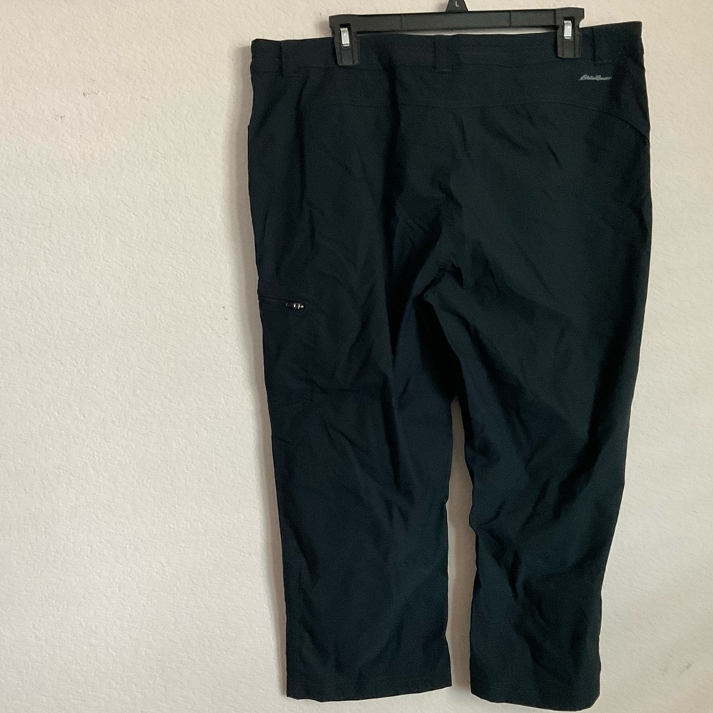 Eddie Bauer women tech Capri pant - Picture 5 of 5